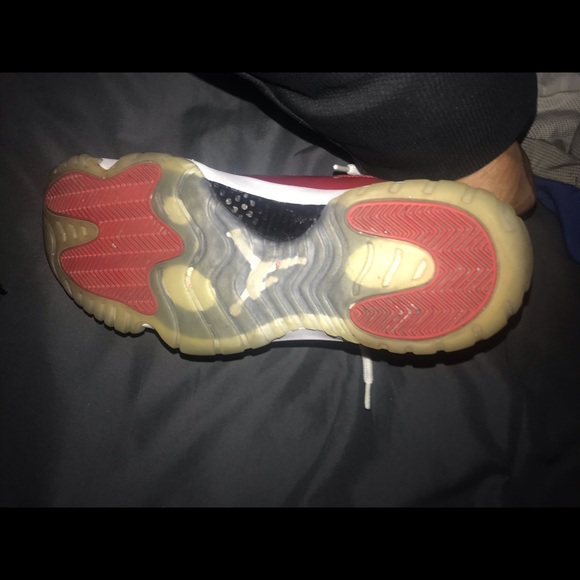 jordan 11 cherrys - Picture 8 of 8